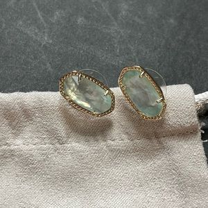 Kendra Scott Elle Gold Stud Earrings